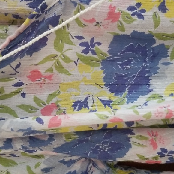 Blouse - Picture 4 of 6